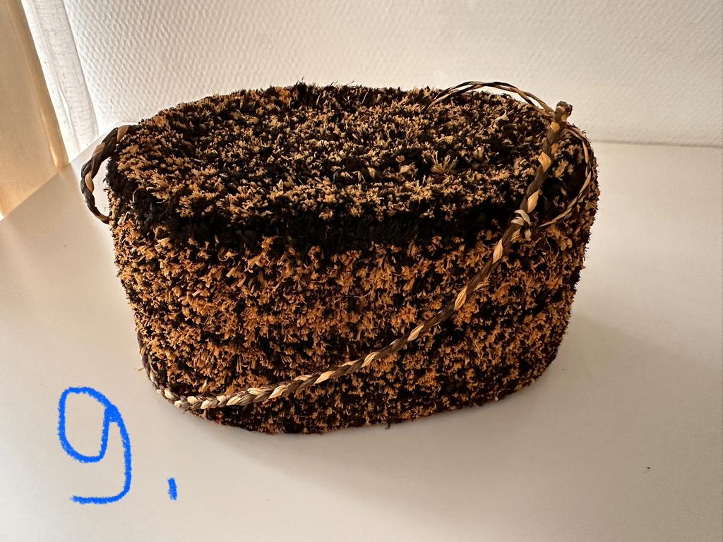 Panier Kuba Kasai Velvet Collection Anthropologist, Antiquités & Art, Envoi