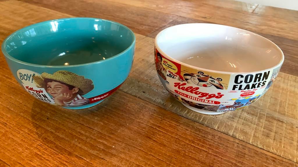 2 originele kellogg’s bowls - 2017 the concept factory, Ophalen, Zo goed als nieuw