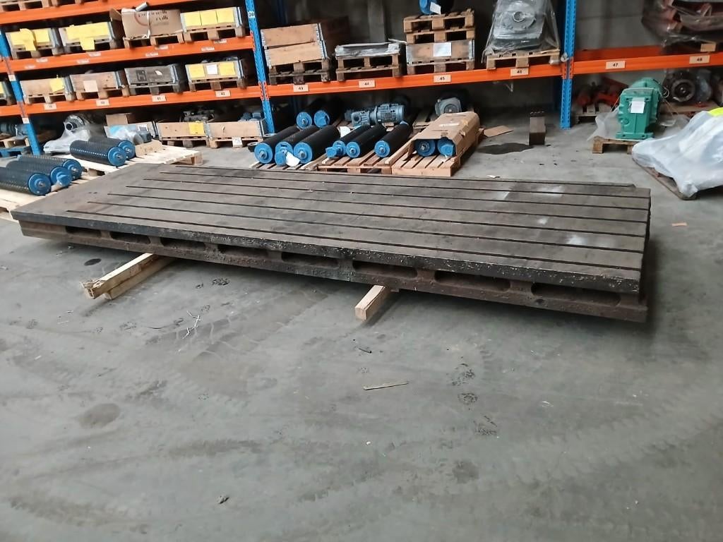 Lastafel 450 x 135 cm, Doe-het-zelf en Bouw, Ophalen, Gebruikt, IJzer
