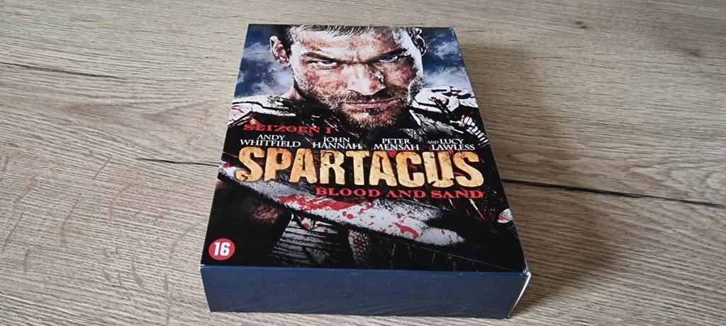 Dvd Box Spartacus Blood and sand (Seizoen 1)

In nieuwstaat, Cd's en Dvd's, Vanaf 16 jaar, Ophalen of Verzenden, Zo goed als nieuw
