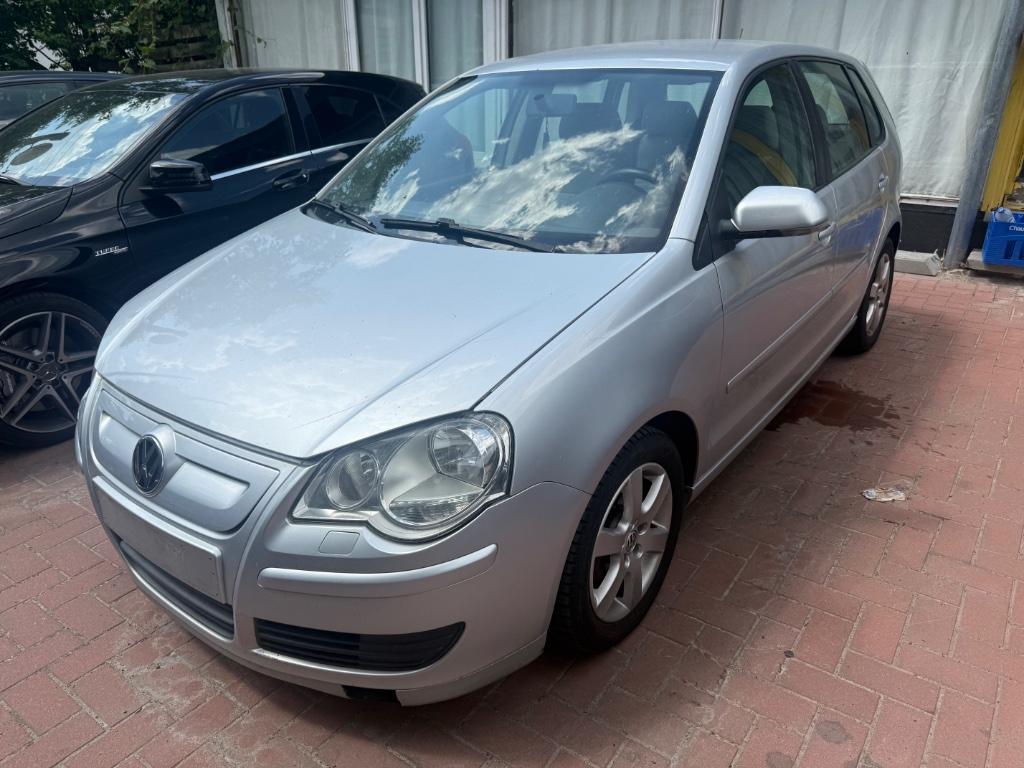 vw polo 9n3 04/2009 1.4tdi a reparer, Argent ou Gris, Achat, Boîte manuelle, 5 portes