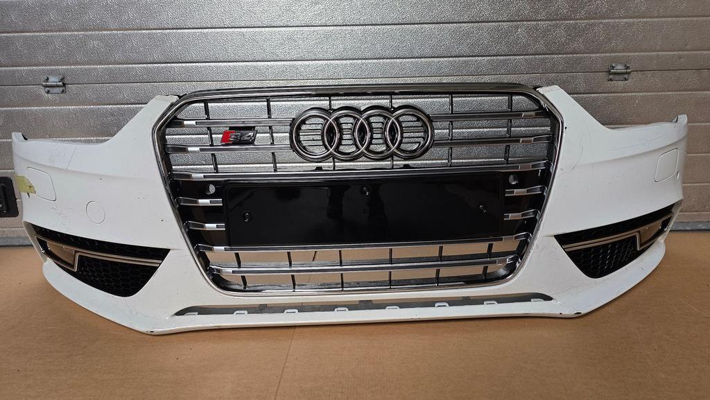 Voorbumper Audi A4 B8 8K Facelift KLS PDC Bumper bj.2012-, Auto-onderdelen, Gebruikt, -, Voor, Bumper
