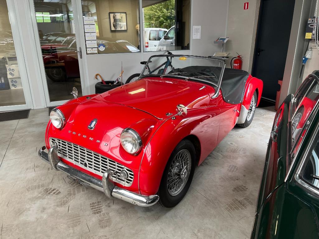 TRIUMPH TR3, Auto's, Oldtimers, Achterwielaandrijving, Zwart, Cabriolet, Triumph