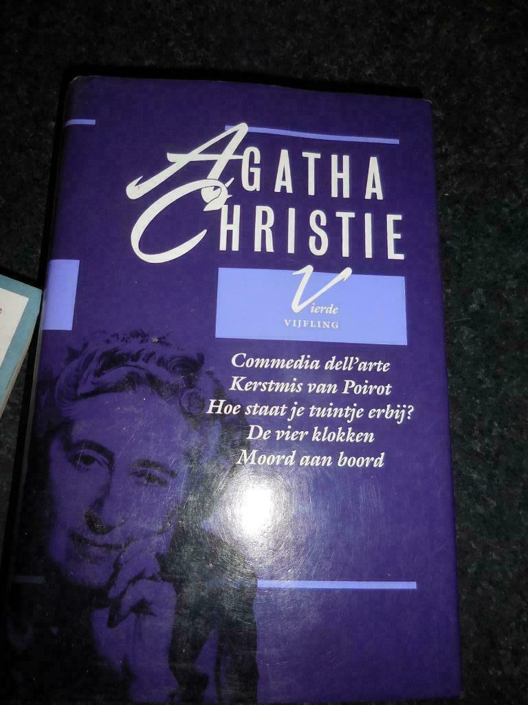 [927] boek :Agatha Christie, Ophalen of Verzenden