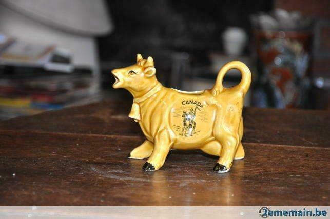 pot au lait vache en faience canada