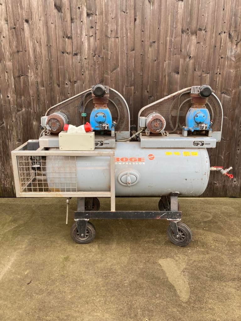 Duo mobile, compresseur tandem Boge, Bricolage & Construction, Compresseurs, Utilisé, 10 bars ou plus, 100 litres ou plus, 800 litres/min ou plus