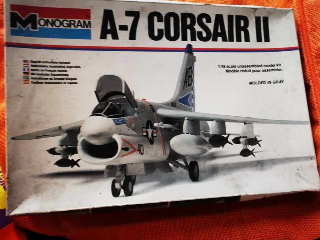 À-7 Corsair II vintage monogram 1/48 uitgave 1979, Ophalen of Verzenden, Zo goed als nieuw, Groter dan 1:72, Vliegtuig