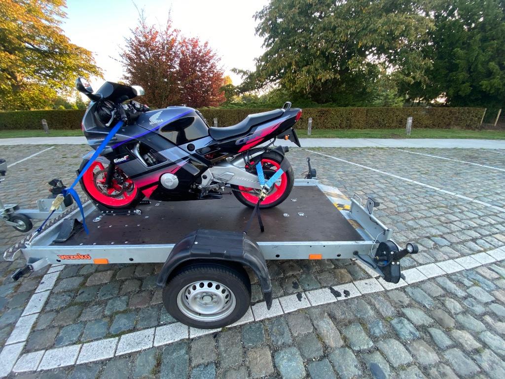 Te huur - aanhangwagen voor moto’s - motoremorque, Auto diversen, Aanhangers en Bagagewagens, Ophalen