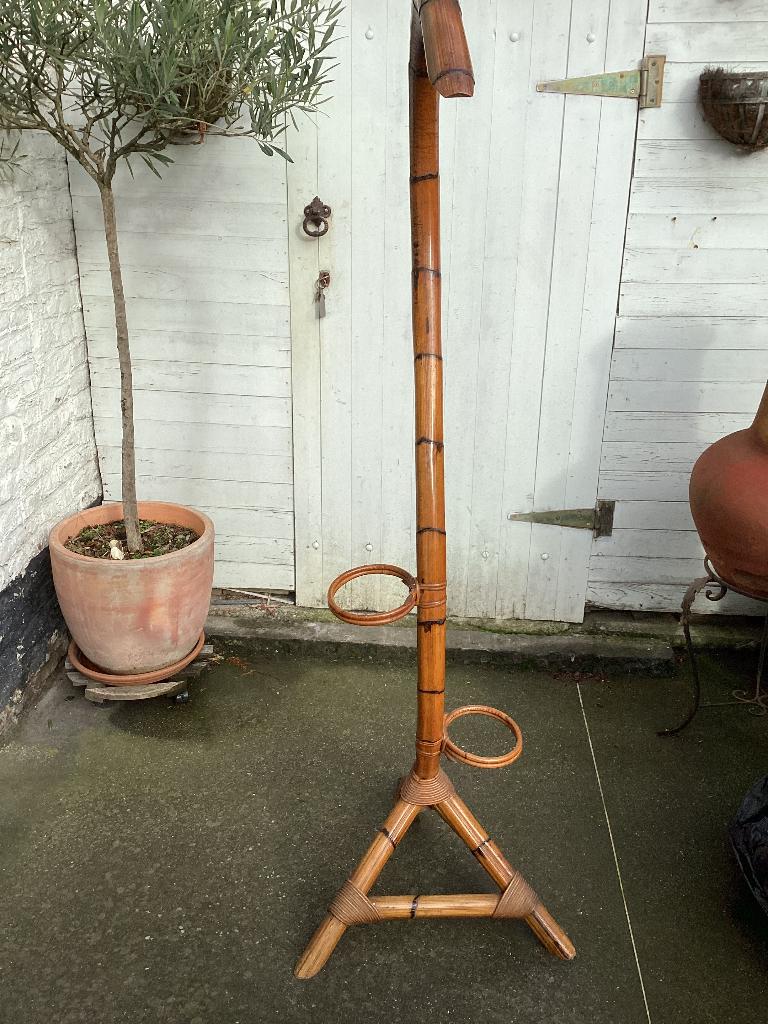 Porte plantes serpent en bambou et rotin vintage, Ophalen, Gebruikt, Binnen