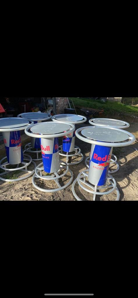 Table alu red bull, Enlèvement, Comme neuf