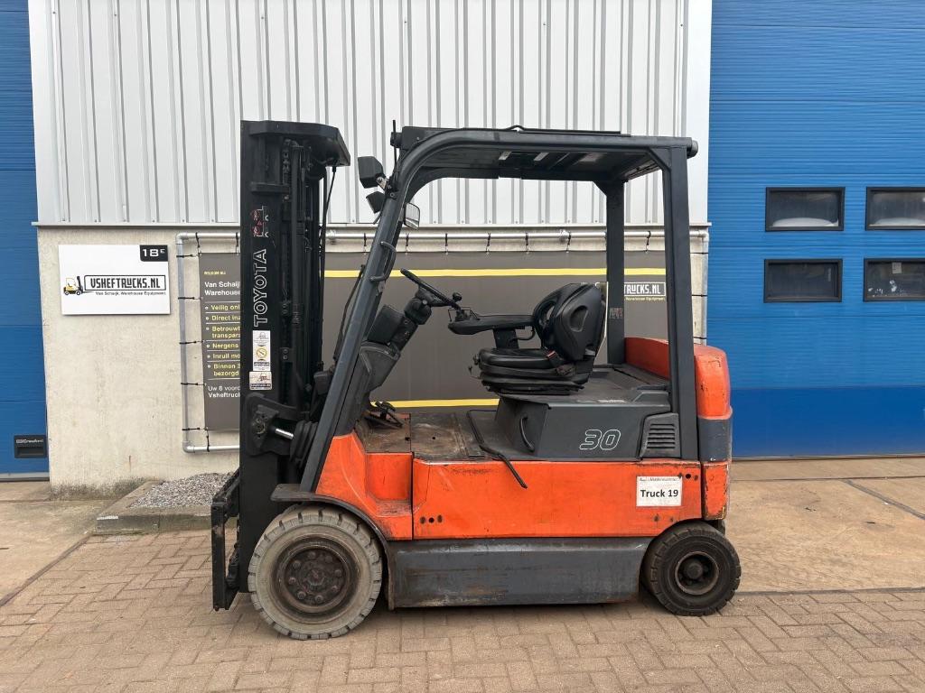 VS-22636 Elektrische triplex heftruck Toyota 7fbmf30, Auto-onderdelen, Accu's en Toebehoren, Toyota, Gebruikt, Verzenden