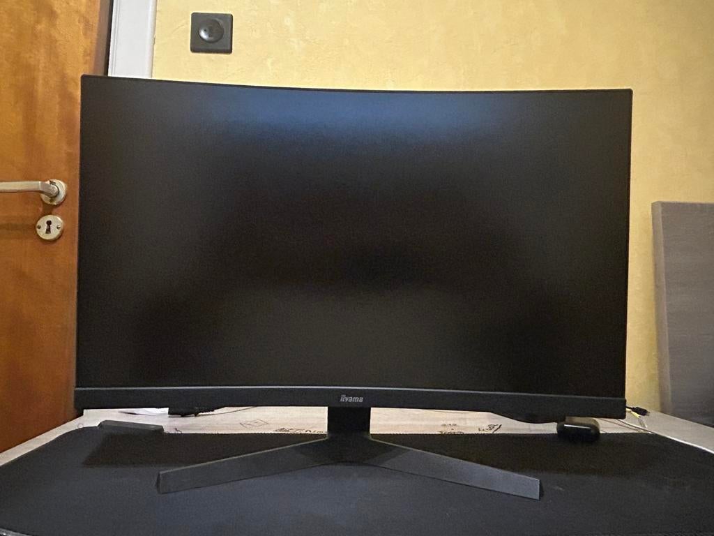 Ecran gaming iiyama 24’’ 160hz 1100 ms incurvé, Ophalen, Zo goed als nieuw, 151 t/m 200 Hz