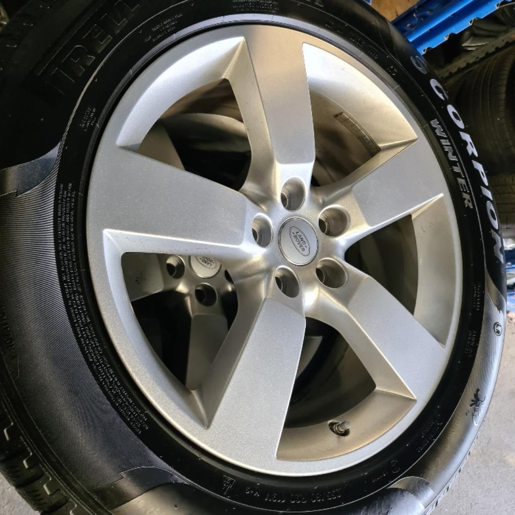 WINTERSET 20 INCH NEW DEFENDER, Auto-onderdelen, Banden en Velgen, Ophalen, Gebruikt, 255 mm, Banden en Velgen