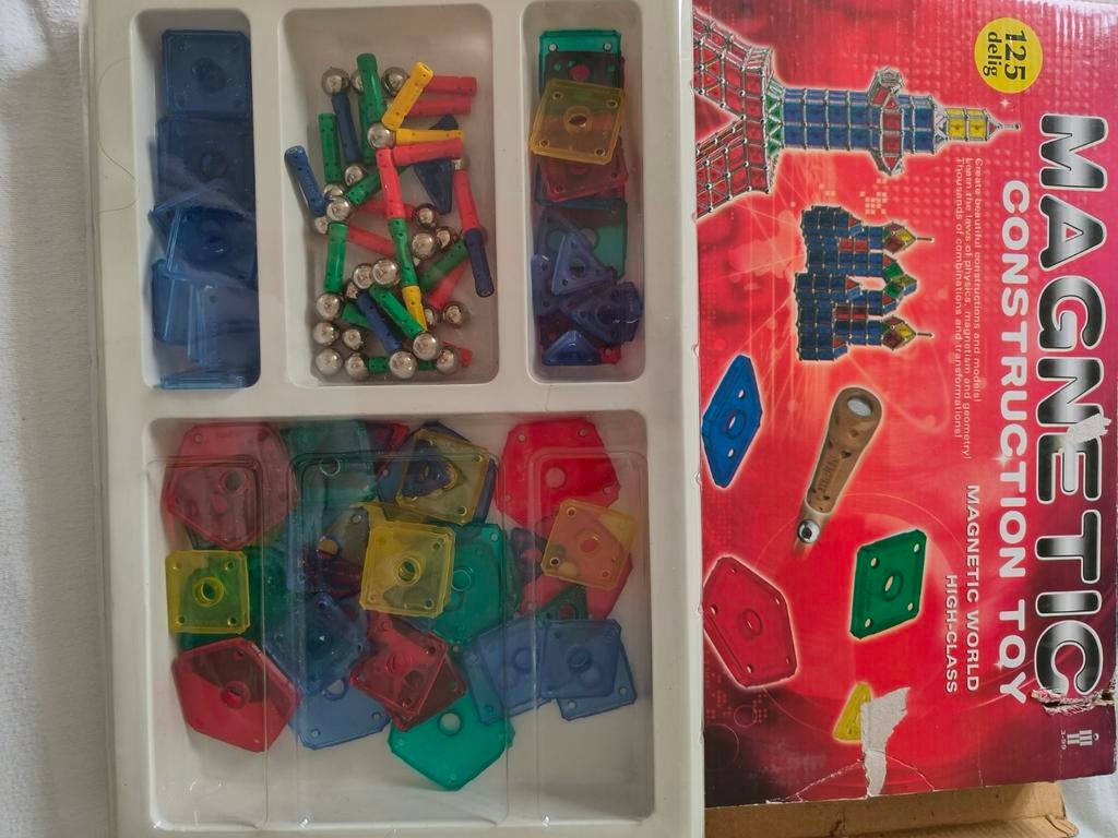 Magnetische constructie, Ophalen of Verzenden, Zo goed als nieuw