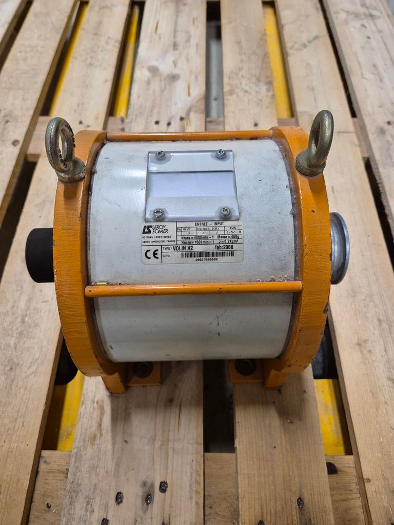Vliegwiel motor VOLIN V2 Leroy Somer, Ophalen