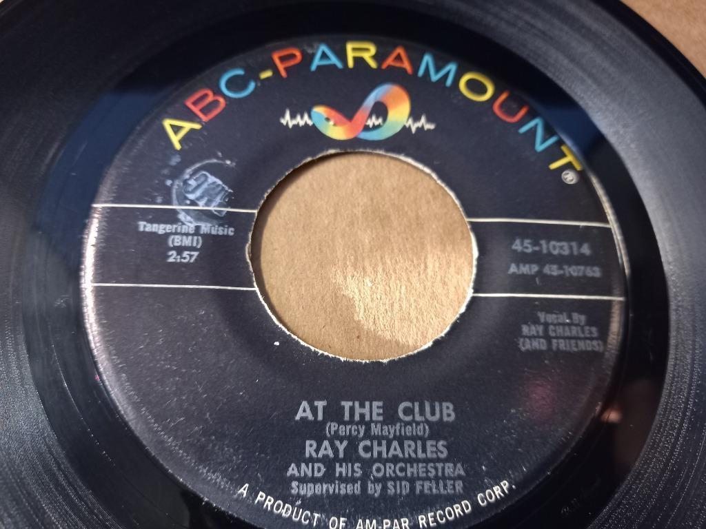 Ray Charles  ‎– At The Club / Hide 'Nor Hair '7, Ophalen of Verzenden, Gebruikt, Jazz en Blues