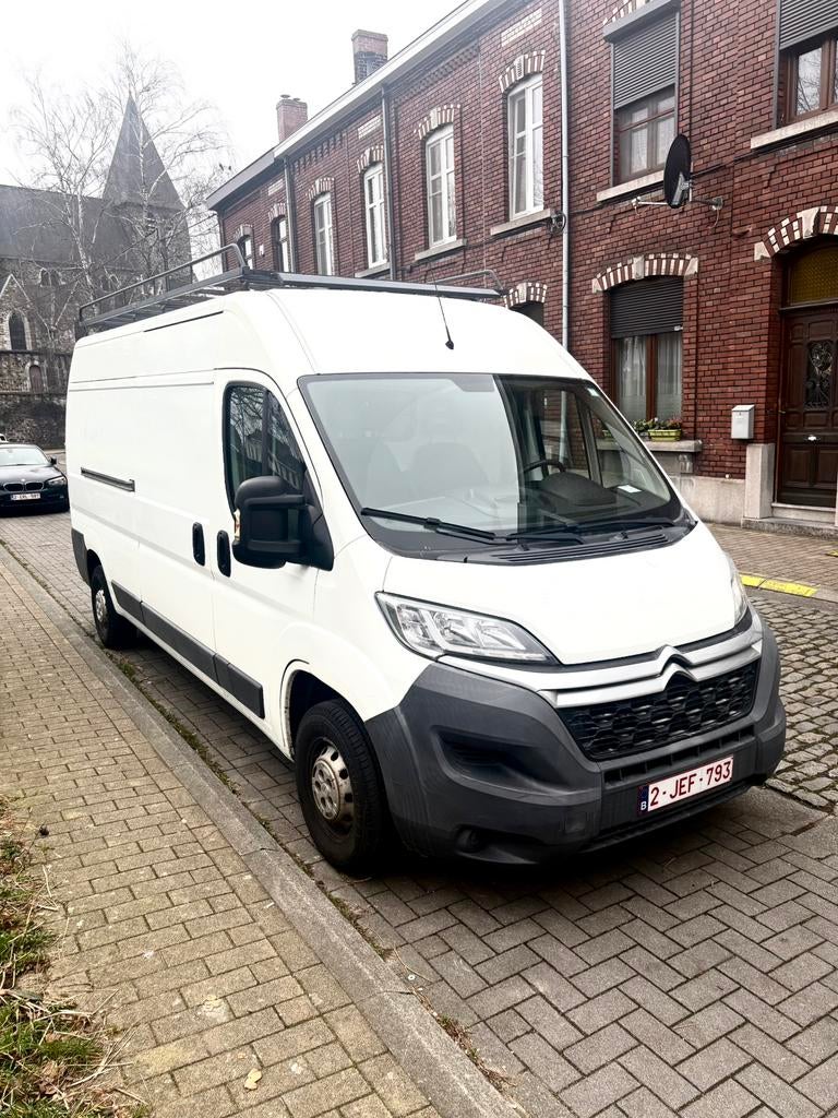 Euro6 86000km long châssis, Voorwielaandrijving, 4 deurs, Stof, 4 cilinders