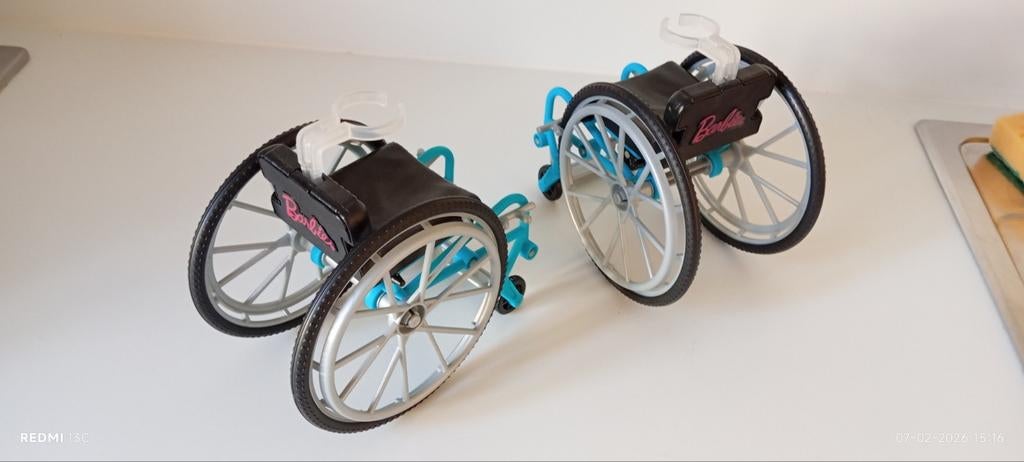 Barbie poppen Barbie's rrolstoel wheelchair, Ophalen of Verzenden, Nieuw, Barbie