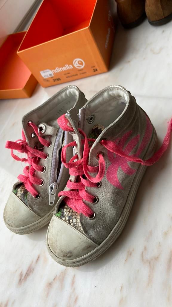 Rondinella kinderschoenen maat 28, Ophalen of Verzenden, Zo goed als nieuw
