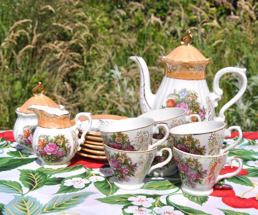 service a café moka en porcelaine, Enlèvement ou Envoi