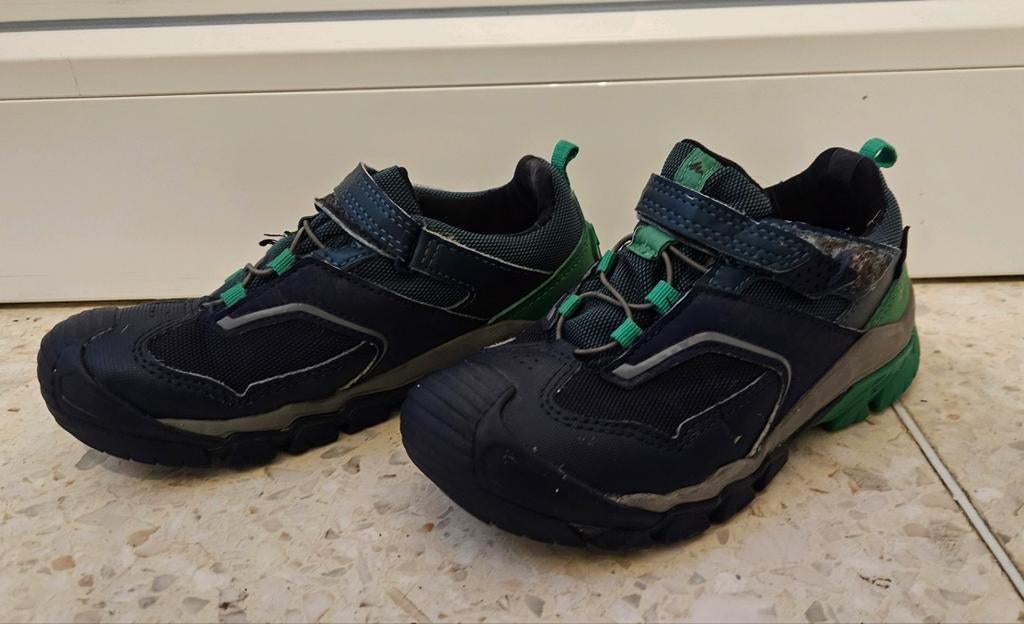 Wandelschoenen QUECHUA waterproof,  maat 31, goede staat!, Kinderen en Baby's, Kinderkleding | Schoenen en Sokken, Ophalen, Quechua