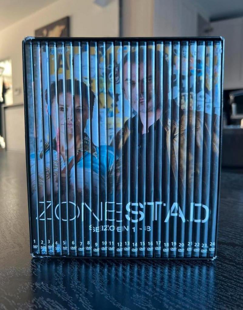 DVD box Zone Stad, Enlèvement ou Envoi