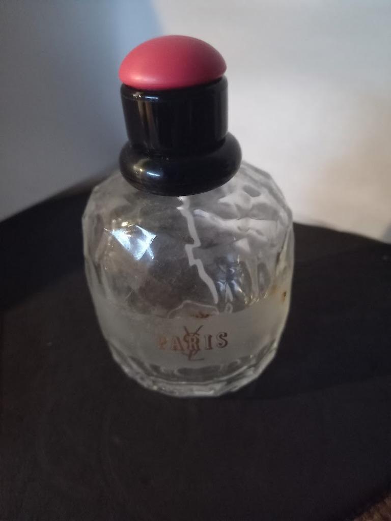 Lege parfumflesje, Enlèvement, Comme neuf