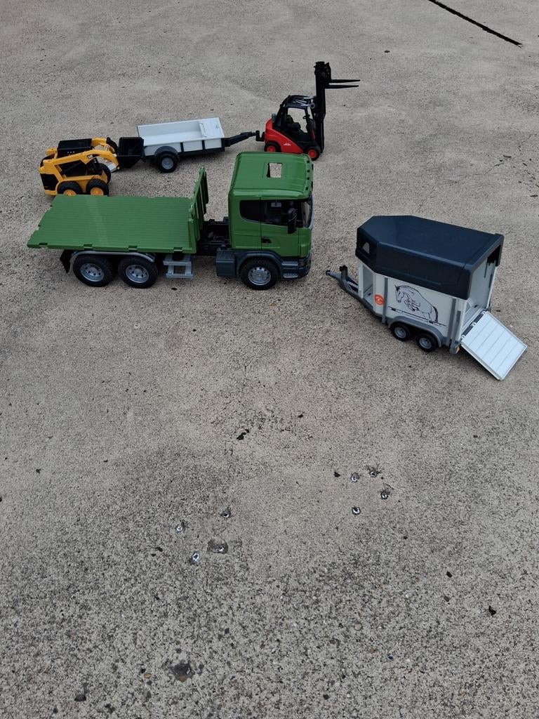 Bruder vrachtwagen, paardenremork, heftruck, remork,..., Ophalen, Gebruikt