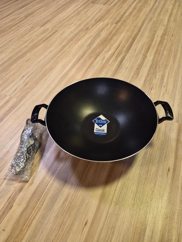 elektrische wok, Elektronische apparatuur, 3 kookzones of minder, Ophalen of Verzenden, Zo goed als nieuw, Vrijstaand