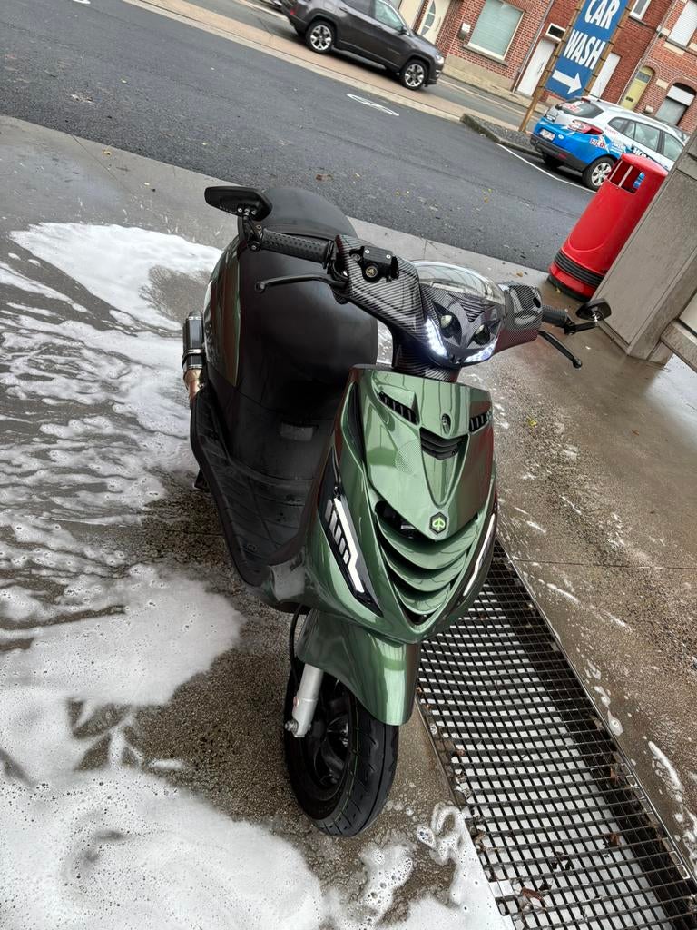 Piagio zip 4t, Fietsen en Brommers, Ophalen, Zo goed als nieuw, Zip
