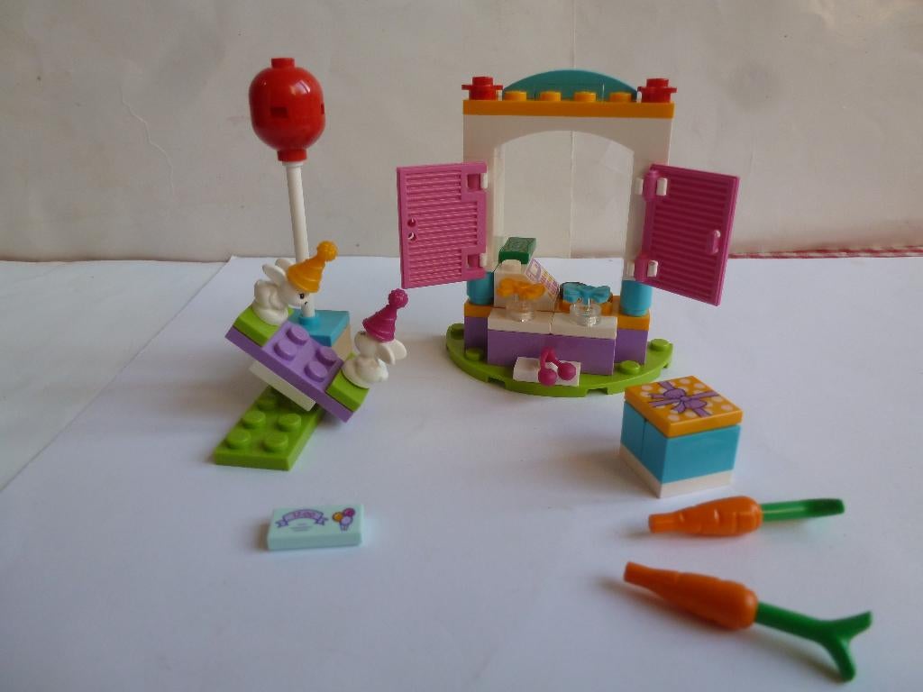 LEGO Friends Cadeauwinkel - 41113, Ophalen of Verzenden, Zo goed als nieuw, Complete set, Lego