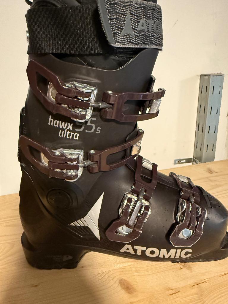 skibotten Atomic dames schoenmaat 38-39, Ophalen, Schoenen, Zo goed als nieuw, Atomic