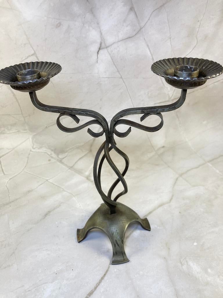 Bougeoir en fer forgé à deux branches avec motifs torsadés, Ophalen of Verzenden