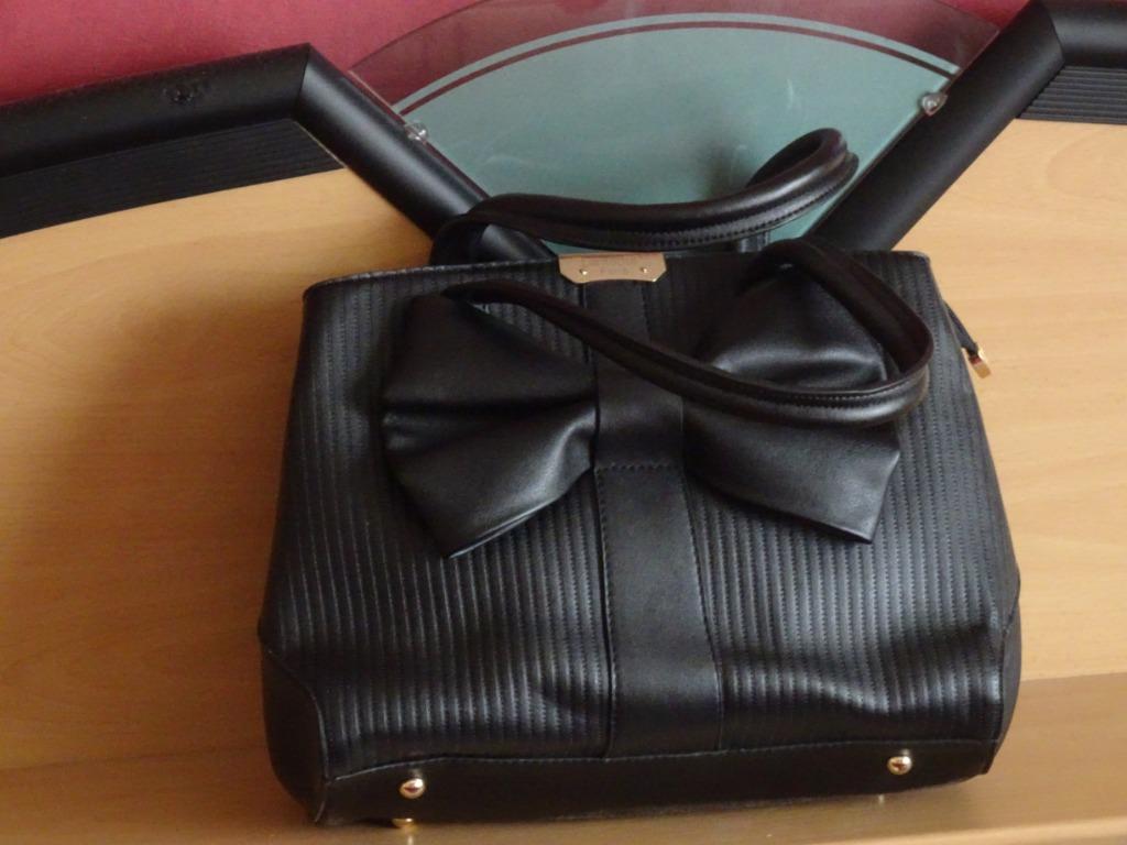 Handtas, Handtassen en Accessoires, Tassen | Damestassen, Ophalen, Nieuw, Zwart, Handtas