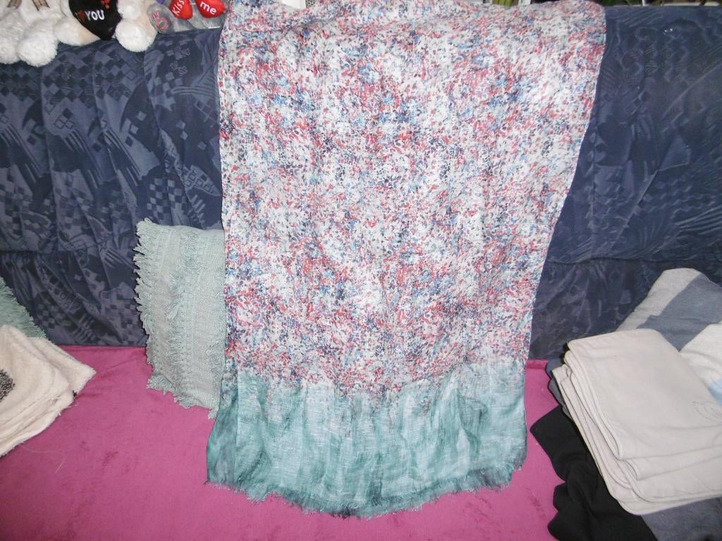 dames sjaaltje merk "gigue" in mooie staat, Kleding | Dames, Gigue, Ophalen of Verzenden, Zo goed als nieuw, Sjaal