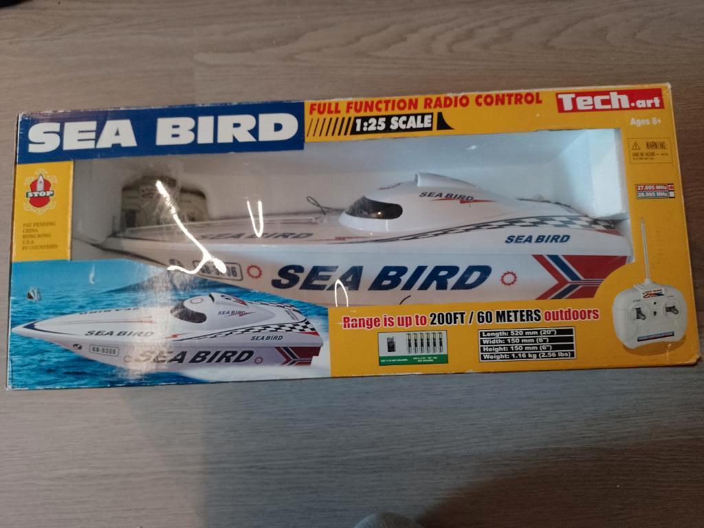 Boot op afstandsbediening, Ophalen, Zo goed als nieuw, Afstandsbediening