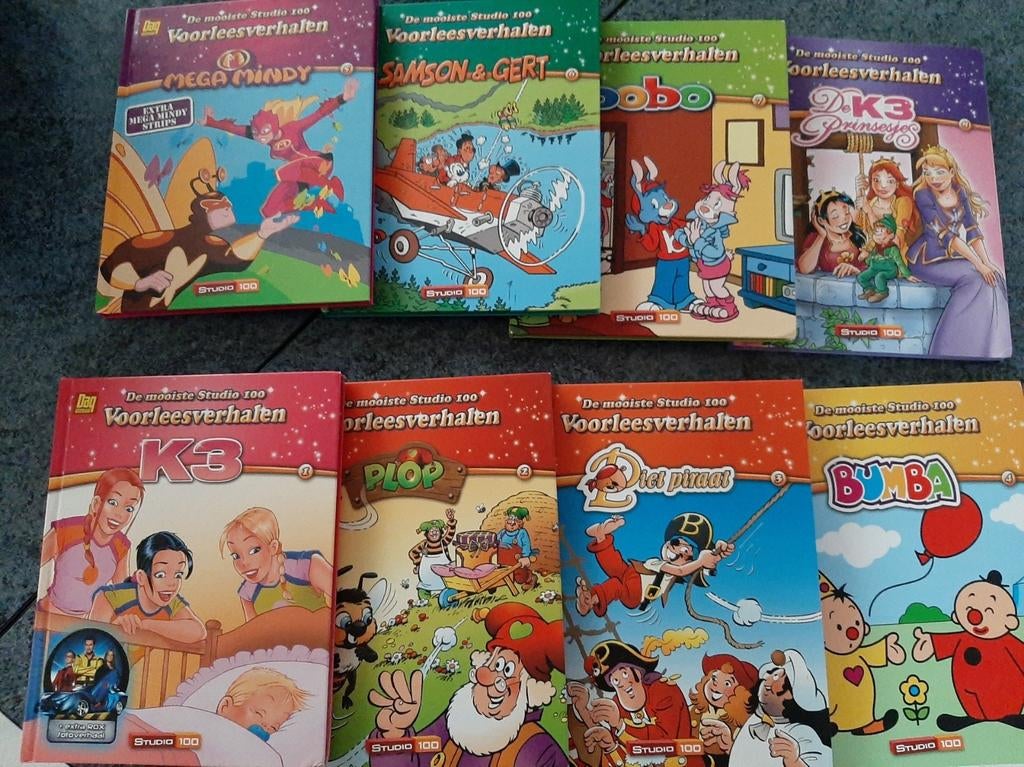 8 voorleesverhalen Studio 100, Boeken, Ophalen, Zo goed als nieuw