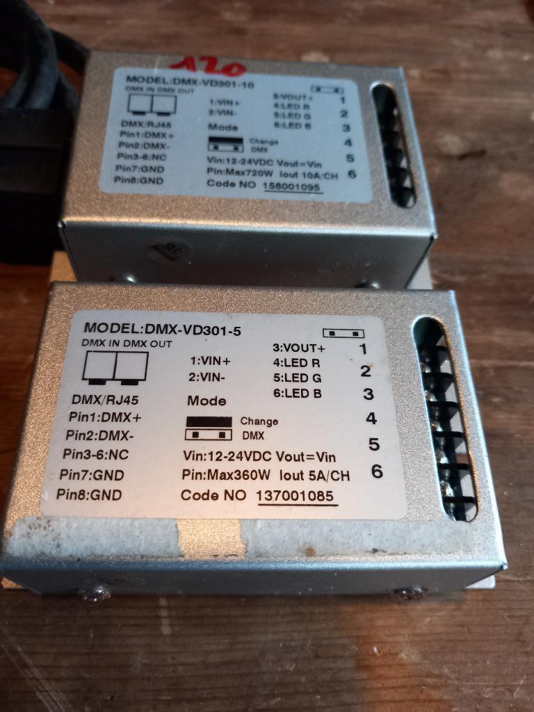 2 RGB-LED-DMX Controllers 30 euro, Musique & Instruments, Lumières & Lasers, Comme neuf, Lumières, Enlèvement