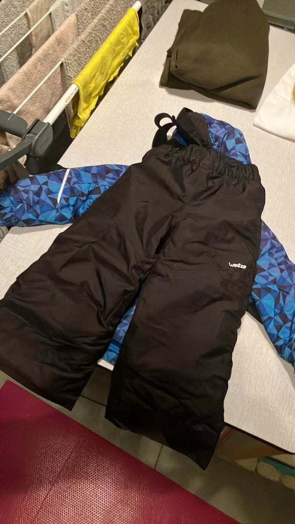 skikledij kind, Ophalen, Ski