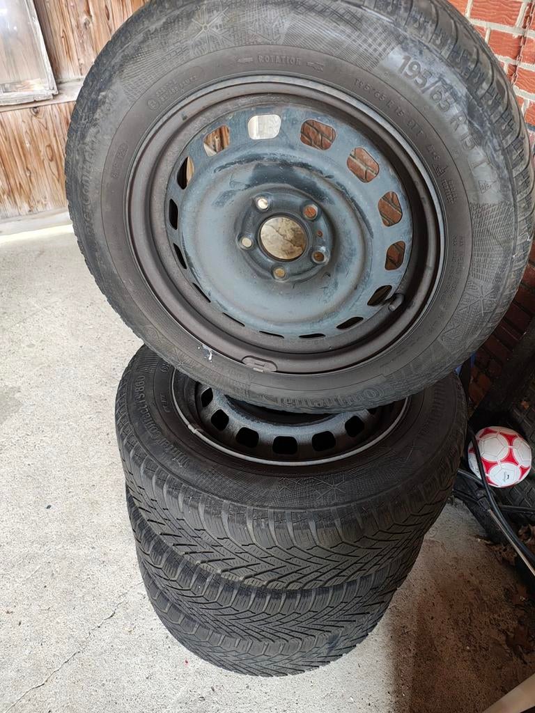 Winterbanden op stalen velgen Peugeot 308/308sw, Auto-onderdelen, Ophalen, Gebruikt, 15 inch, Banden en Velgen
