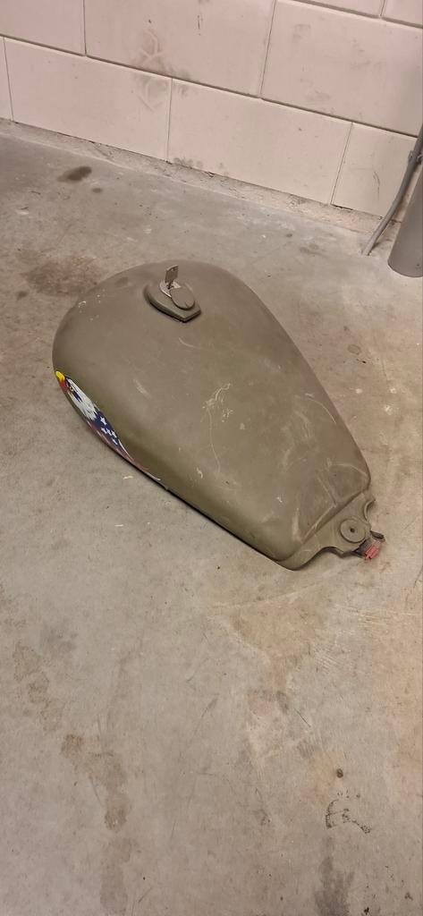 Honda Magna 85 86 tank benzinetank, Motoren, Ophalen