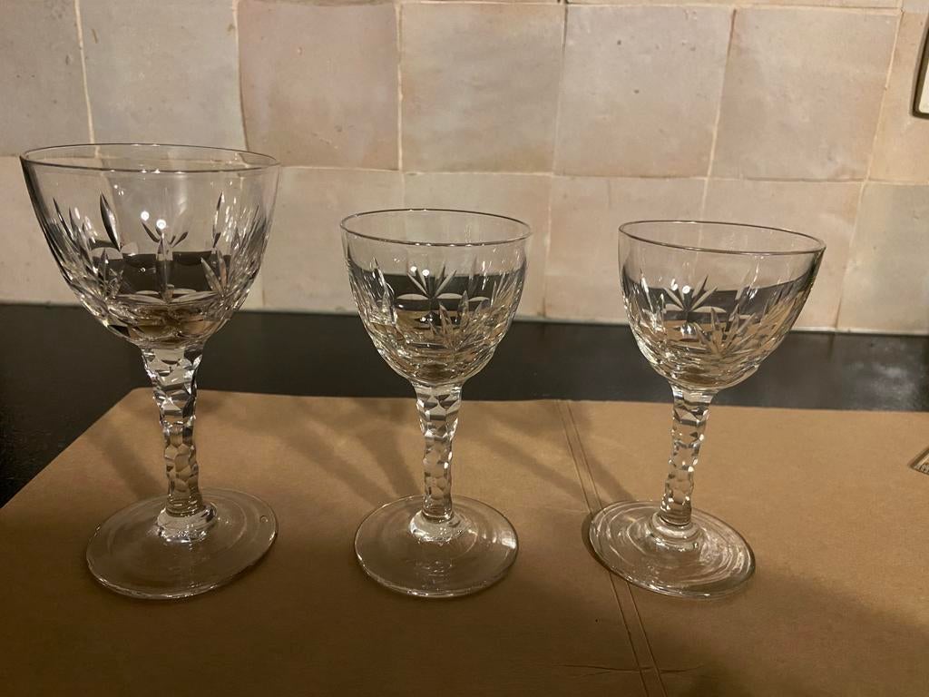 Deux liqueurs et 1 verre à porto de la même série, Antiquités & Art, Enlèvement ou Envoi