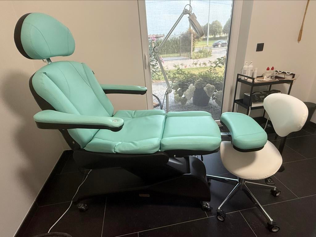 Behandelstoel elektrisch bentlon, Ophalen, Gebruikt
