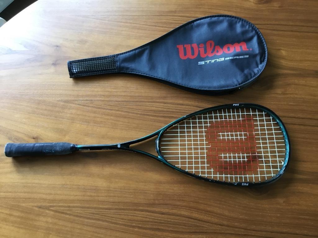 Raquette de squash Wilson Sting Series, Sports & Fitness, Squash, Enlèvement ou Envoi, Utilisé, Raquette, Avec housse