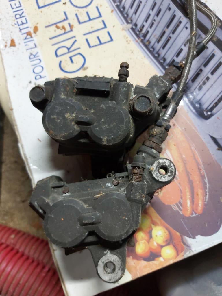 vierzuiger remklauwen Suzuki gsxf750, Motoren, Ophalen of Verzenden
