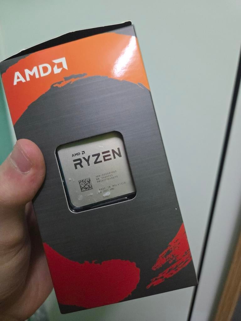 Ryzen 7 5700X3D, Computers en Software, Processors, Zo goed als nieuw, AMD Ryzen 7, 8-core, Ophalen
