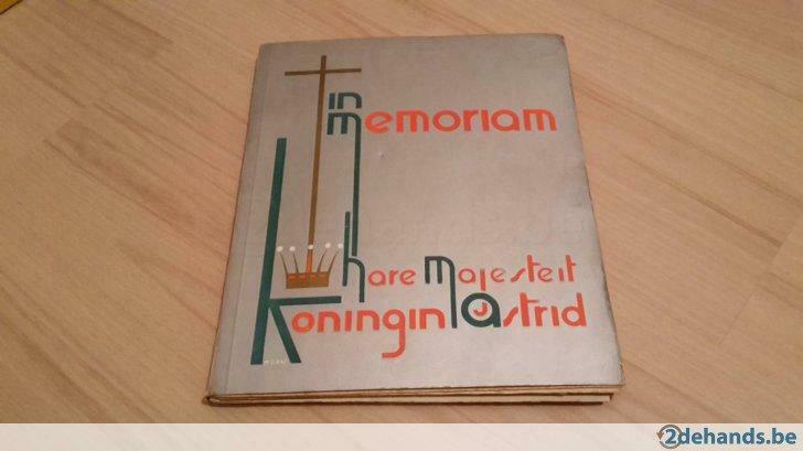 Oud fotoboek : In memoriam 'Hare Majesteit Koningin Astrid', Gebruikt
