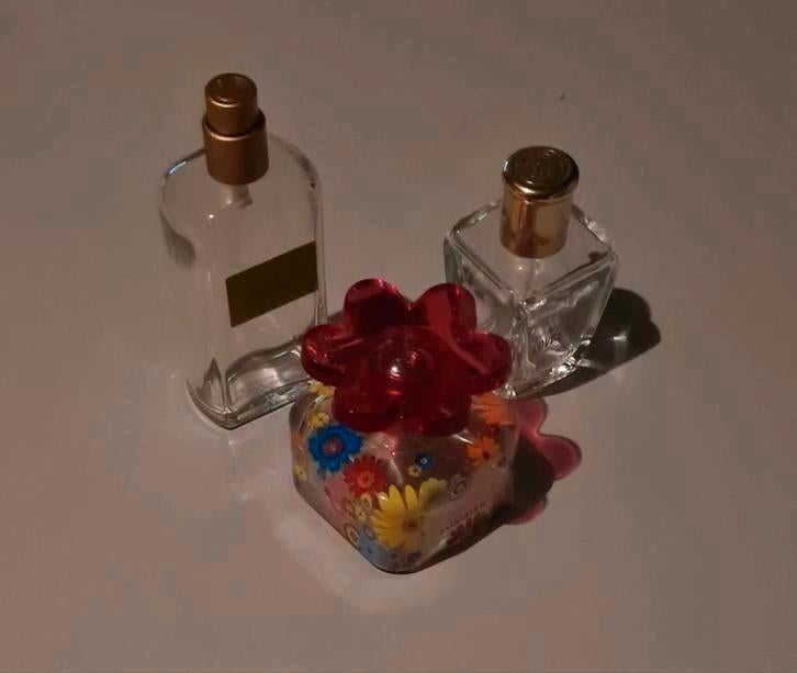 Divers flacons de parfum vides (50 ml) (également disponible, Enlèvement ou Envoi, Bouteille de parfum