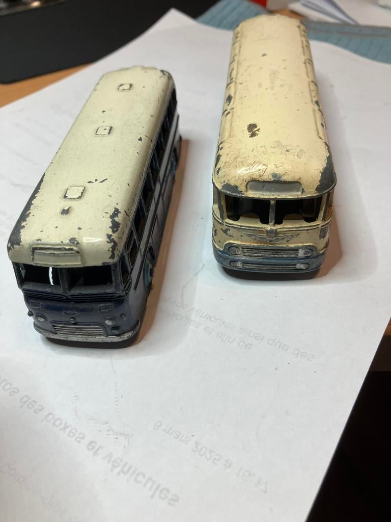 Dinky Toys 1/43 Gemaakt in Frankrijk/Engeland 2 artikelen, Ophalen of Verzenden, Gebruikt