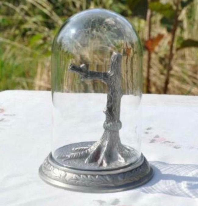 § porte montre en etain branche sous globe, Enlèvement ou Envoi